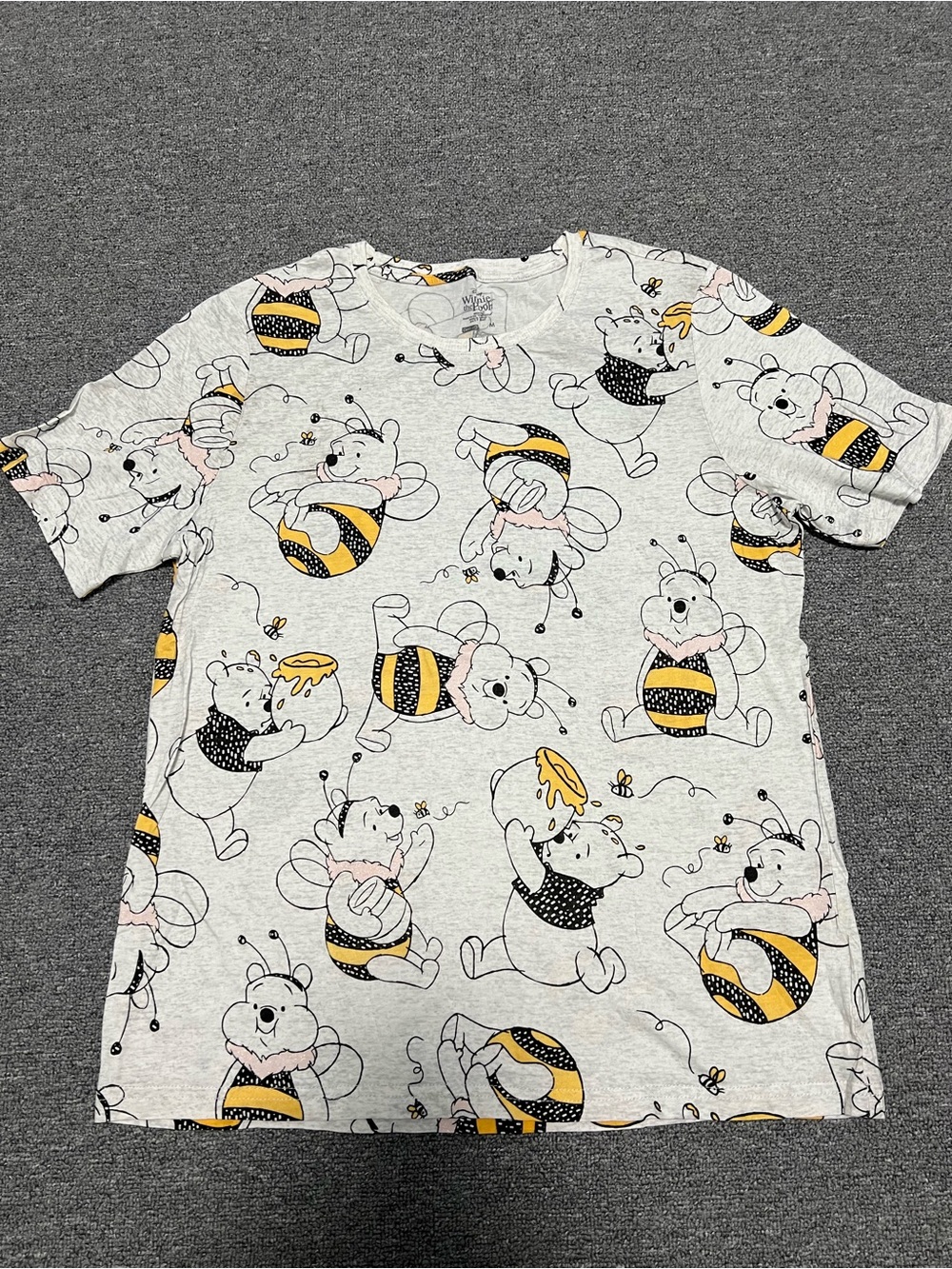 Delta Grey Winnie the Pooh Bee Print Short Sleeve Tee